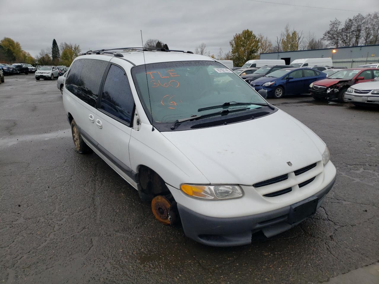 Photo 1 from auction – 1999 DODGE GRAND CARA with VIN 2B4GP44G6XR374313