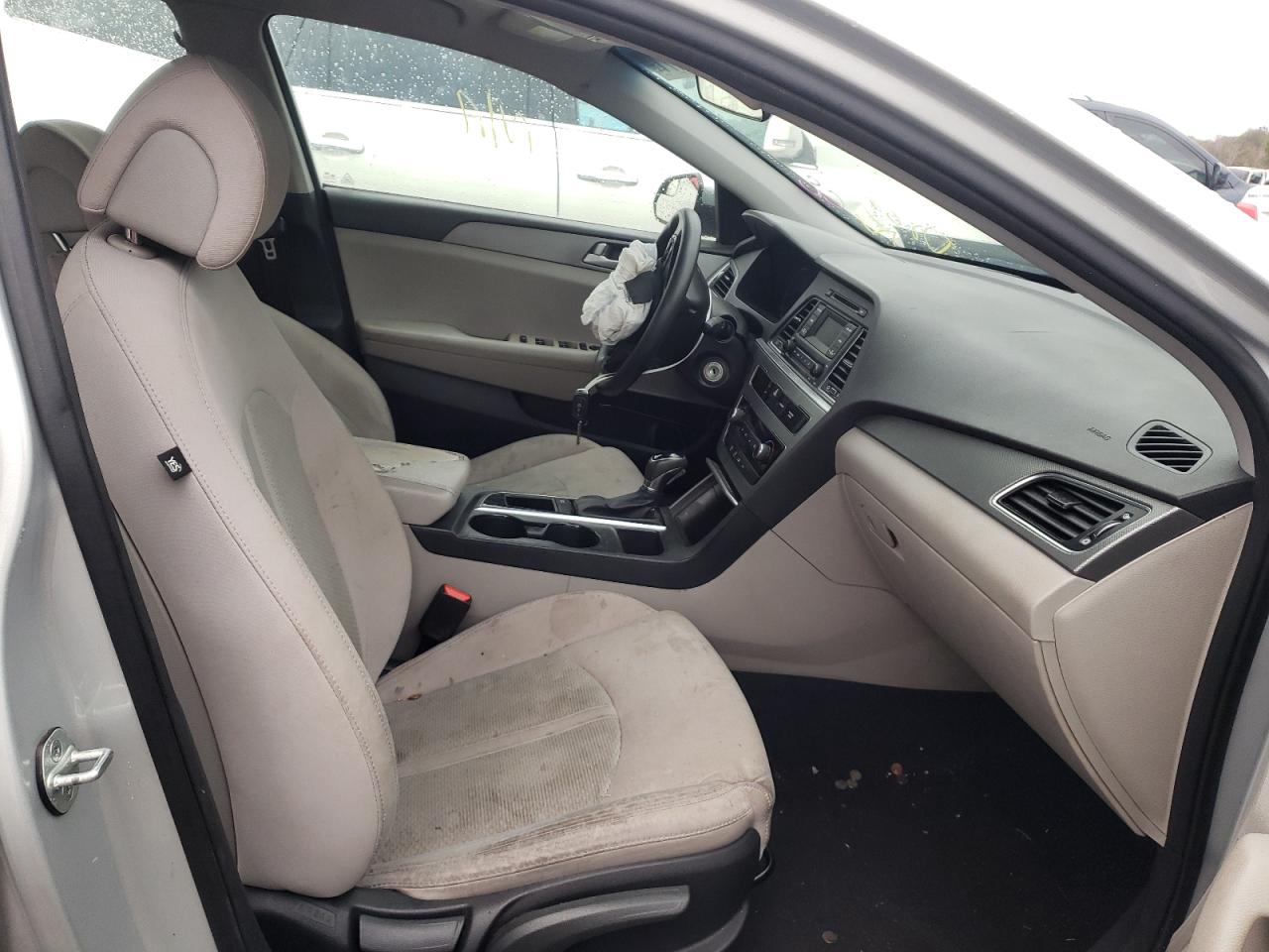 Photo 5 from auction – 2015 HYUNDAI SONATA SE with VIN 5NPE24AF1FH125482