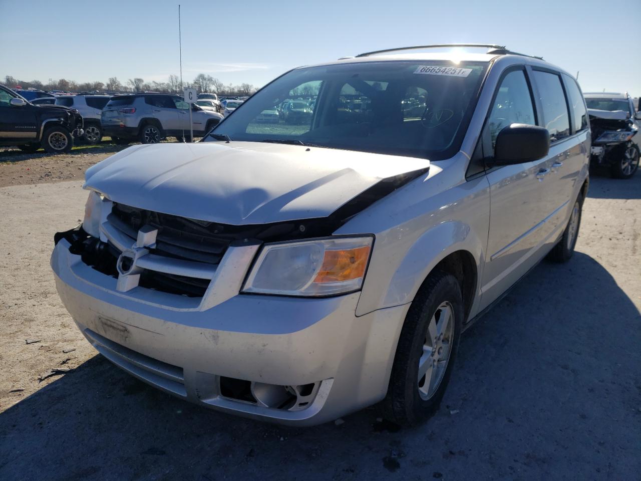 Photo 2 from auction – 2010 DODGE GRAND CARA with VIN 2D4RN4DEXAR231665