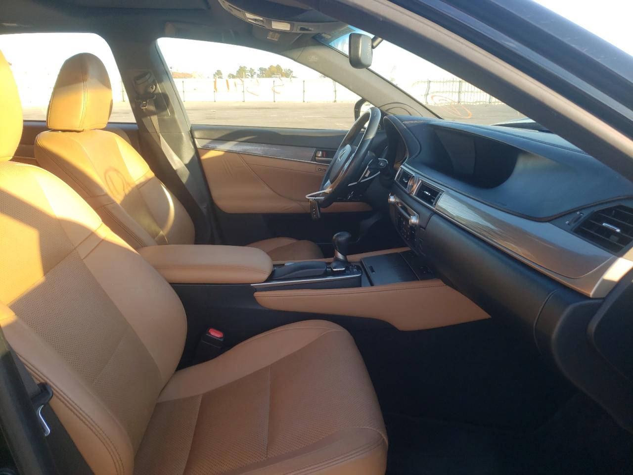 Photo 5 from auction – 2014 LEXUS GS 350 with VIN JTHBE1BL4E5038136