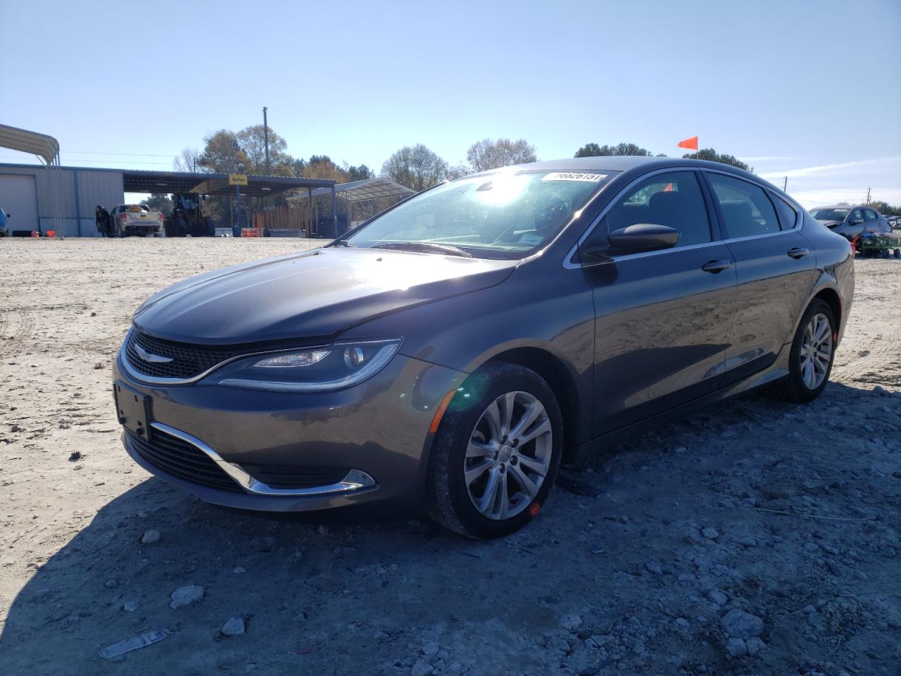 Photo 2 from auction – 2015 CHRYSLER 200 LIMITE with VIN 1C3CCCABXFN732271