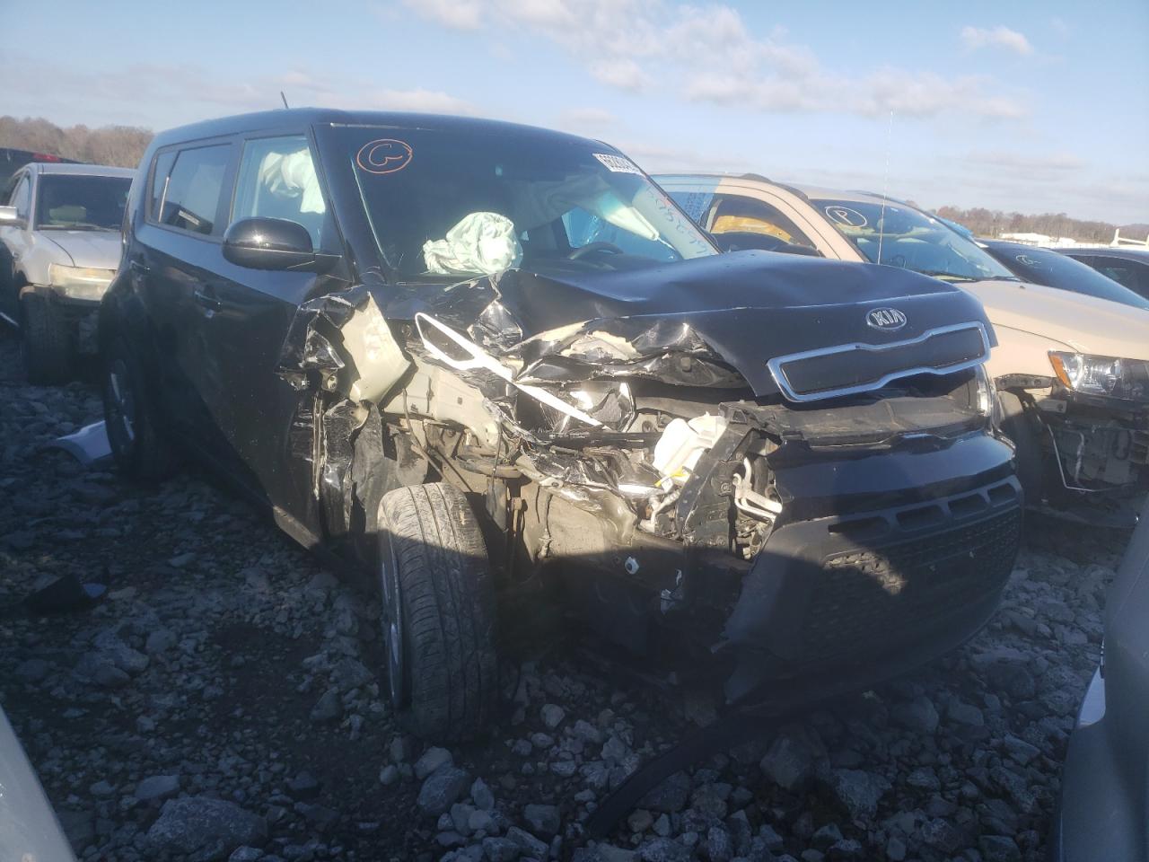 KIA SOUL 2016 with VIN KNDJN2A28G7325594 - Photo from auction