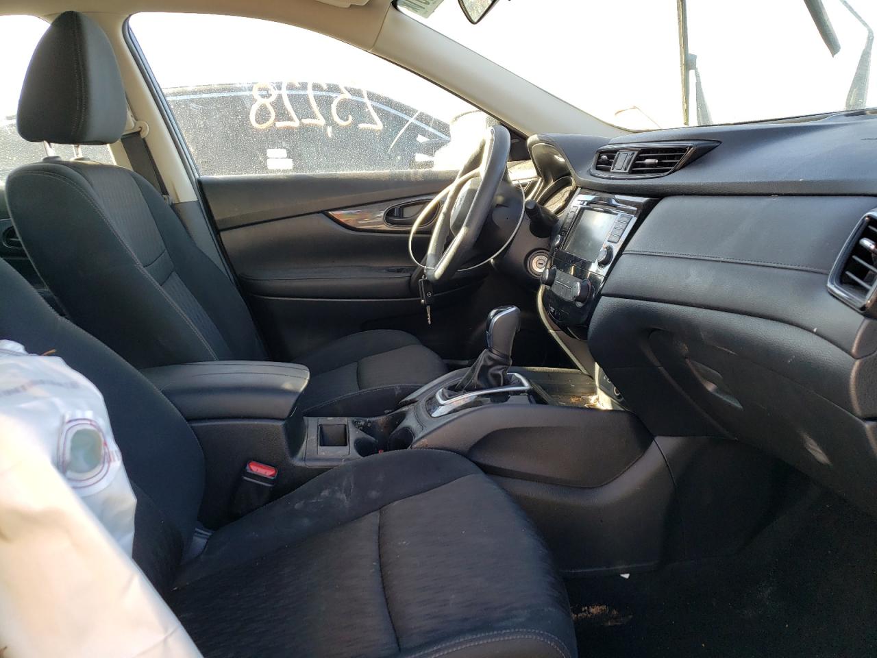 Photo 5 from auction – 2019 NISSAN ROGUE S with VIN KNMAT2MT8KP542131