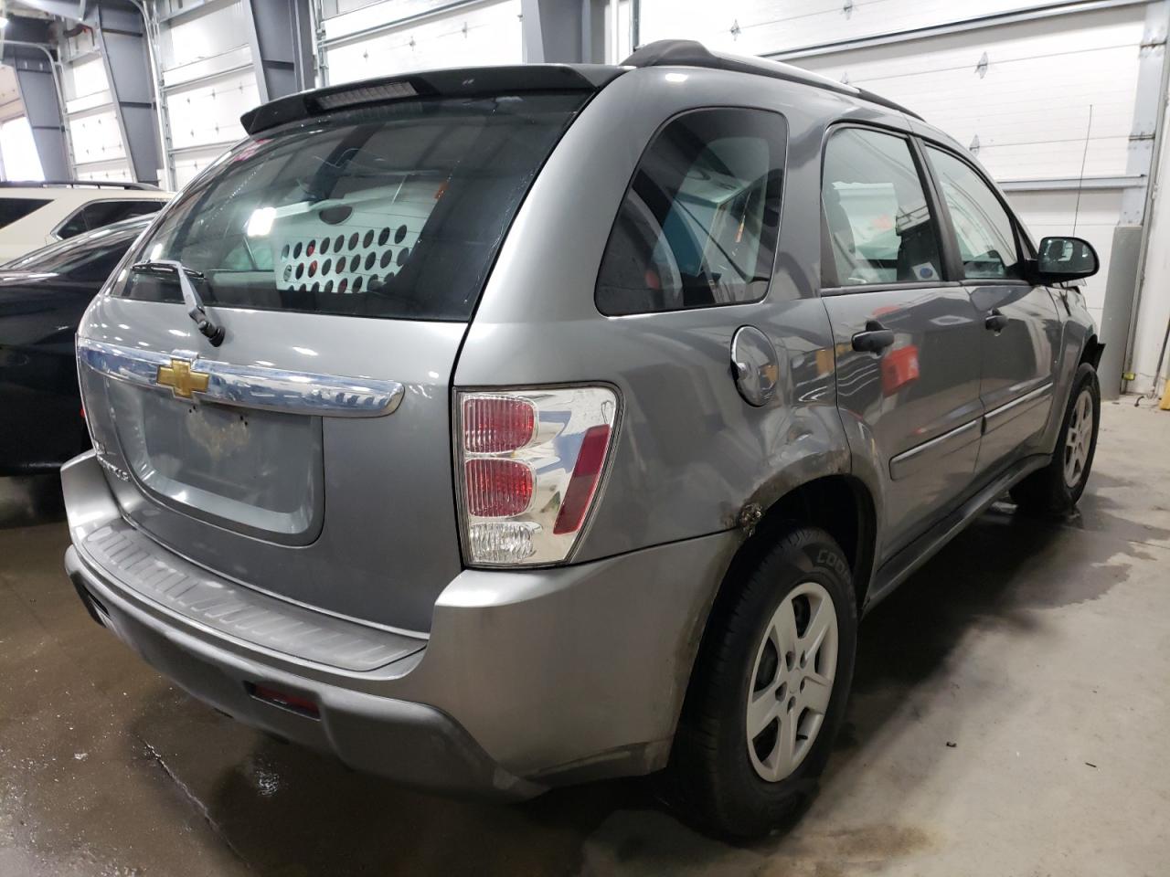 Photo 4 from auction – 2006 CHEVROLET EQUINOX LS with VIN 2CNDL13F266137578
