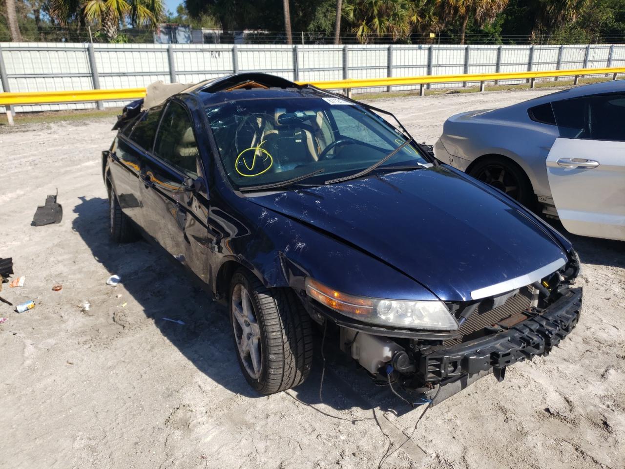 ACURA TL 2007 with VIN 19UUA66267A042656 - Photo from auction
