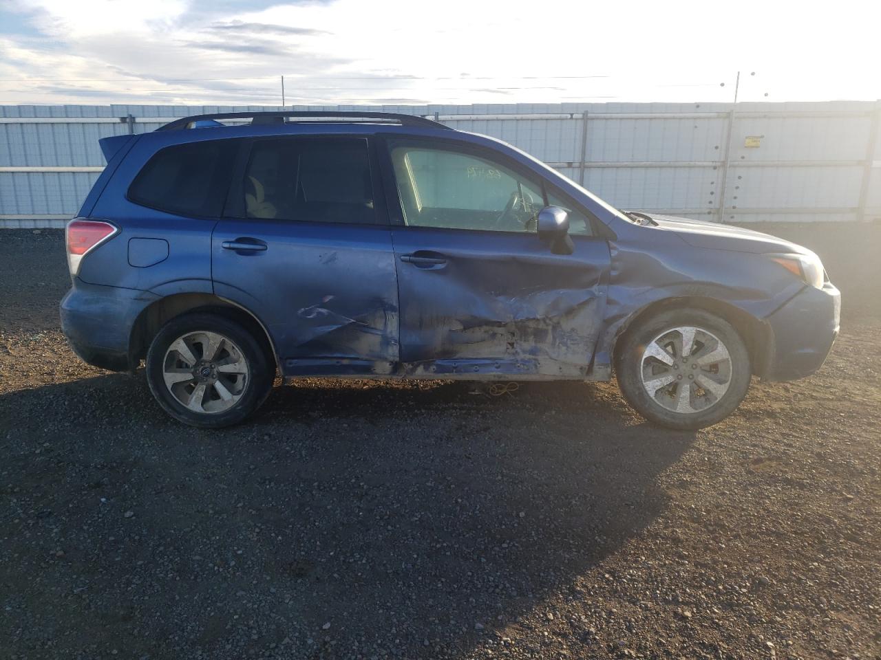 Photo 9 from auction – 2017 SUBARU FORESTER 2 with VIN JF2SJAEC0HH546794