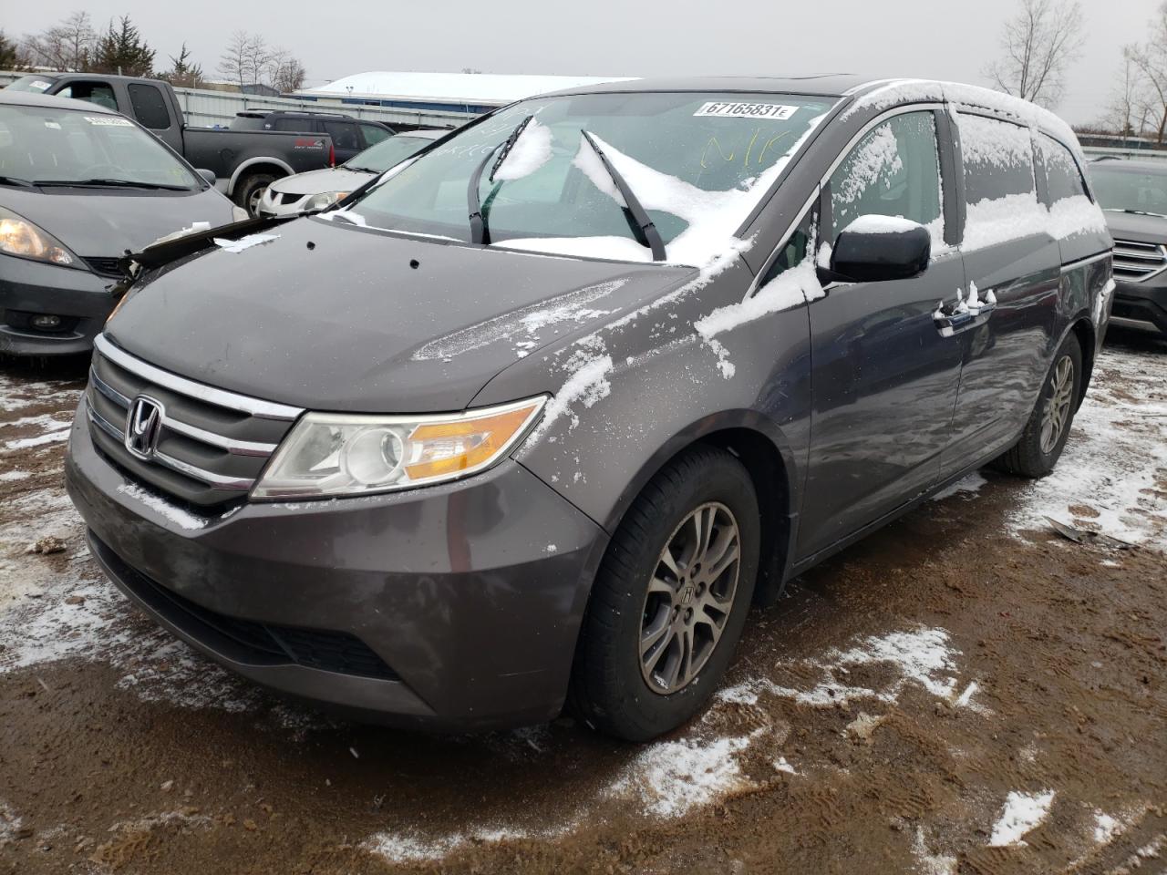 Photo 2 from auction – 2011 HONDA ODYSSEY with VIN 5FNRL5H69BB034186