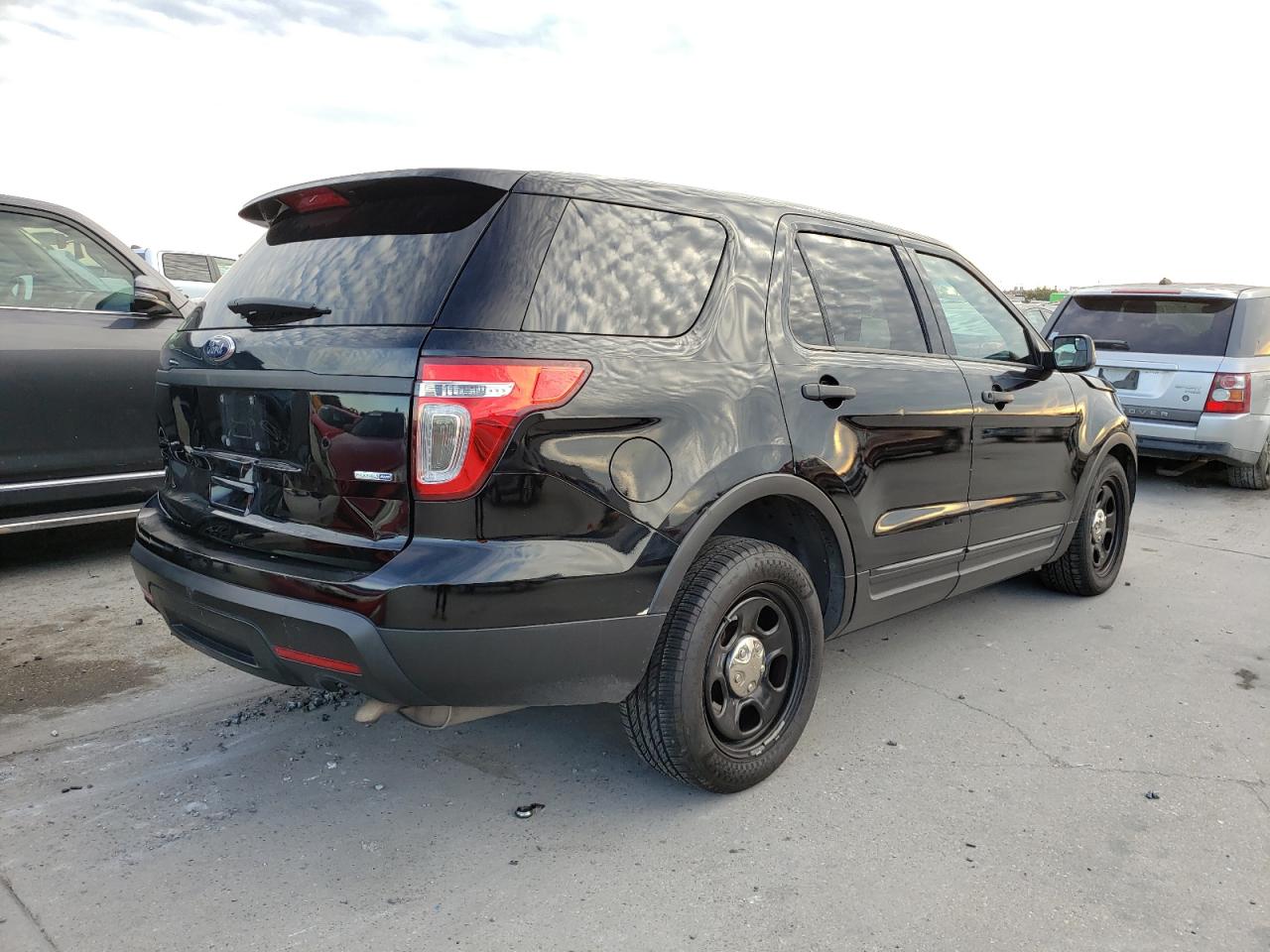 Photo 4 from auction – 2014 FORD EXPLORER P with VIN 1FM5K8AR3EGB02530