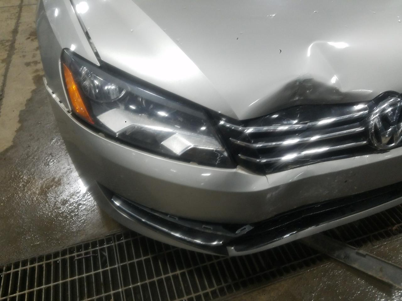 Photo 9 from auction – 2013 VOLKSWAGEN PASSAT S with VIN 1VWAP7A33DC005048