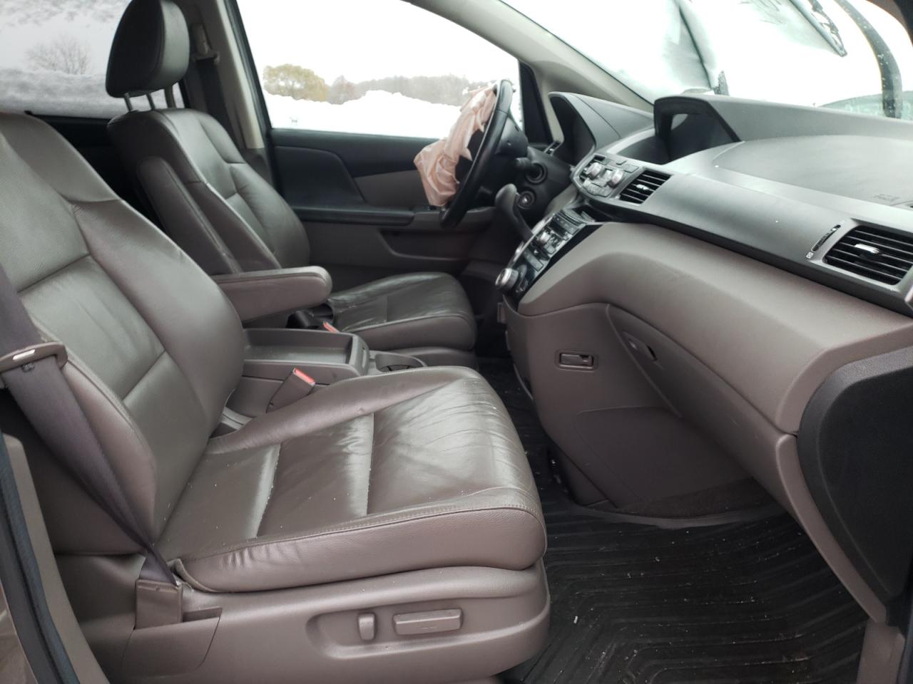 Photo 5 from auction – 2011 HONDA ODYSSEY with VIN 5FNRL5H69BB034186
