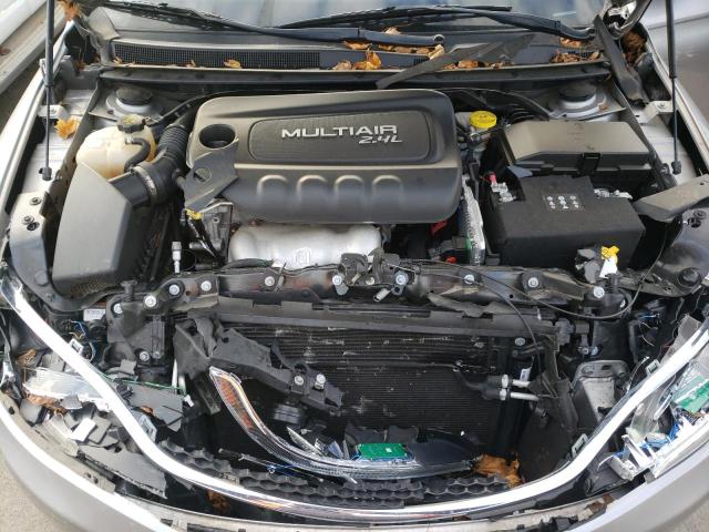 Photo 7 from auction – 2017 CHRYSLER 200 LIMITE with VIN 1C3CCCAB1HN509054