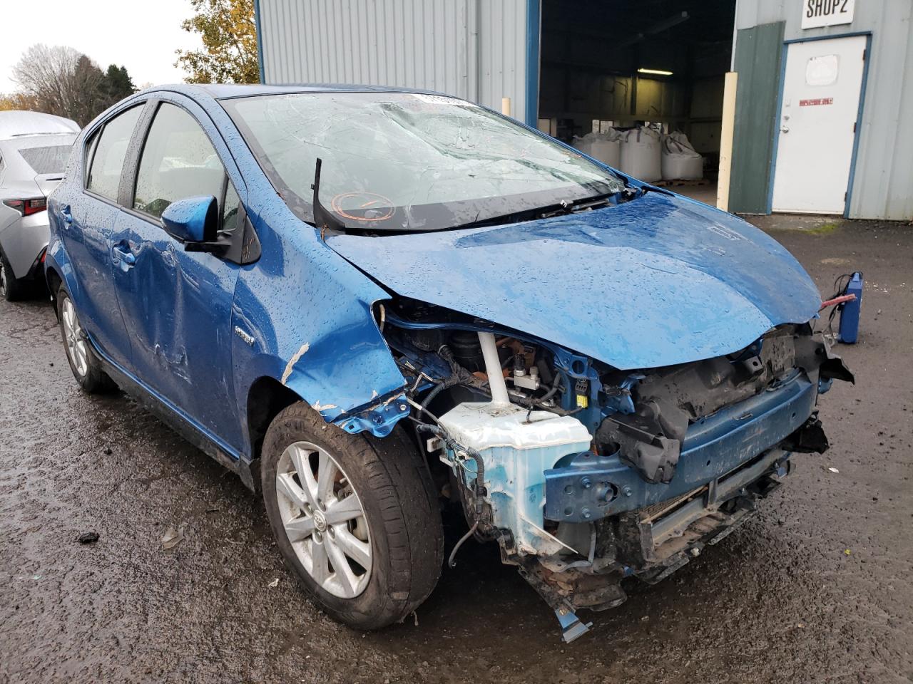 Photo 1 from auction – 2017 TOYOTA PRIUS C with VIN JTDKDTB35H1597240