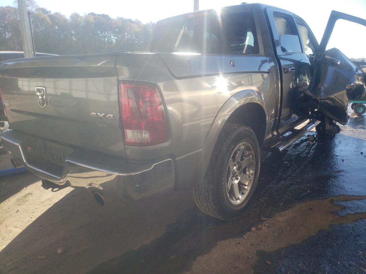 Photo 4 from auction – 2012 DODGE RAM 1500 L with VIN 1C6RD7NT9CS178304