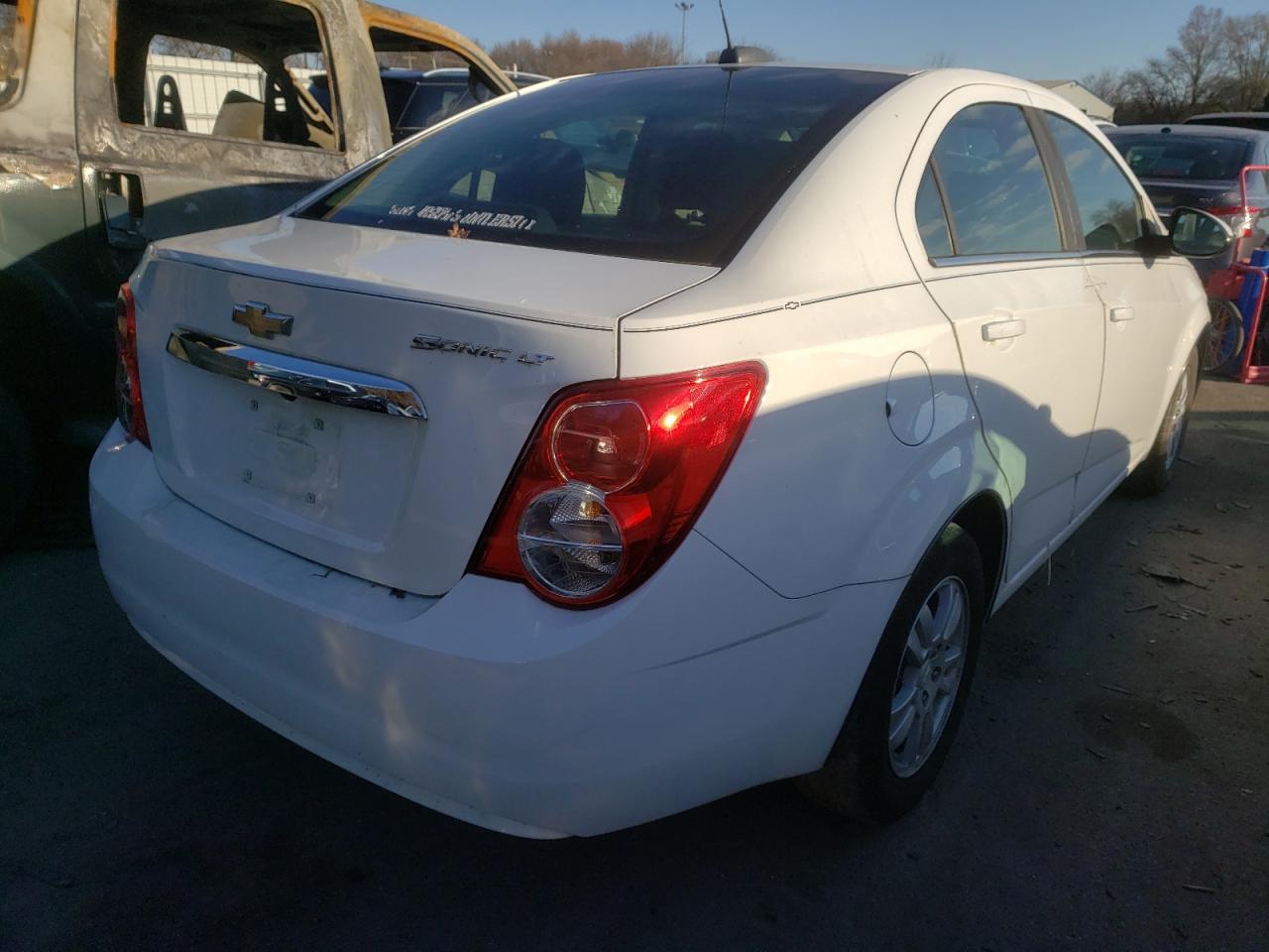 Photo 4 from auction – 2016 CHEVROLET SONIC LT with VIN 1G1JC5SG8G4143843