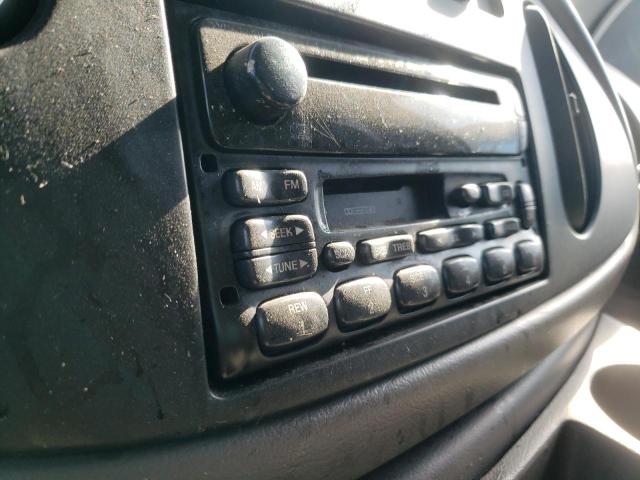 Photo 9 from auction – 2000 FORD ECONOLINE with VIN 1FBSS31LXYHA44845