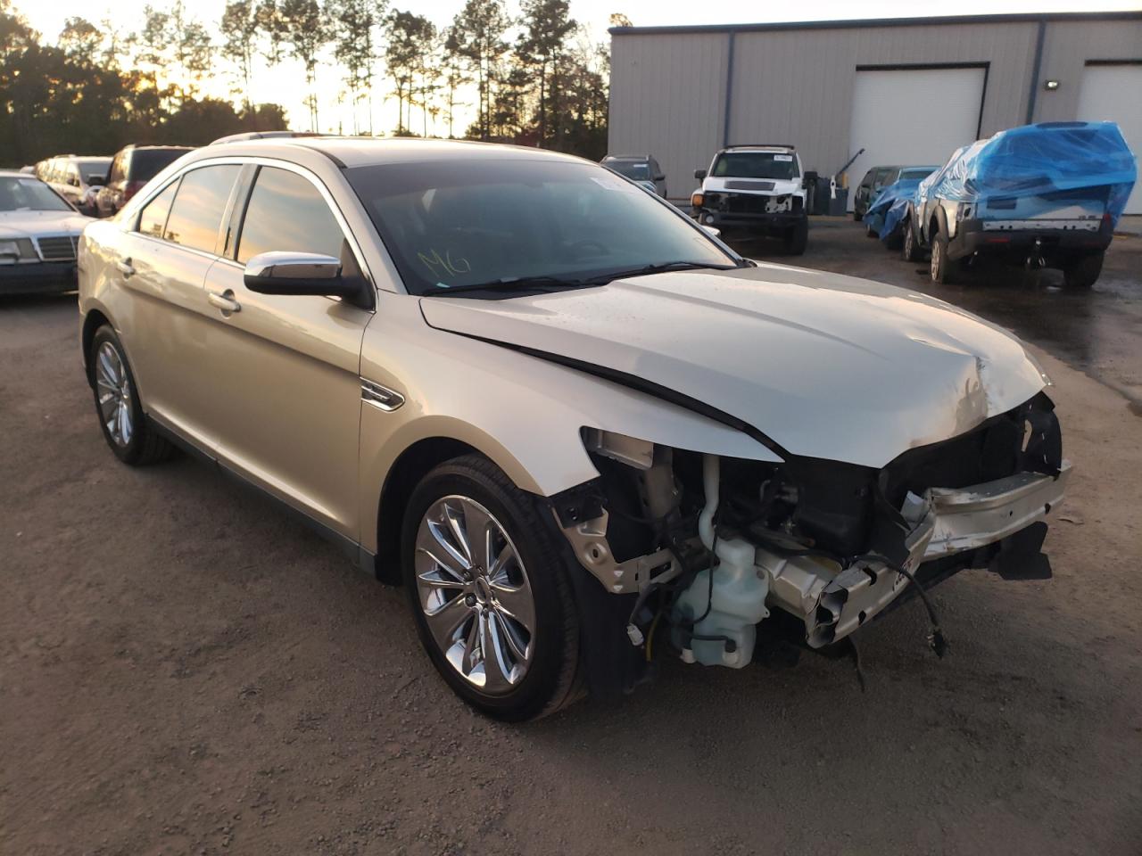 FORD TAURUS LIM 2010 with VIN 1FAHP2FW2AG118880 - Photo from auction