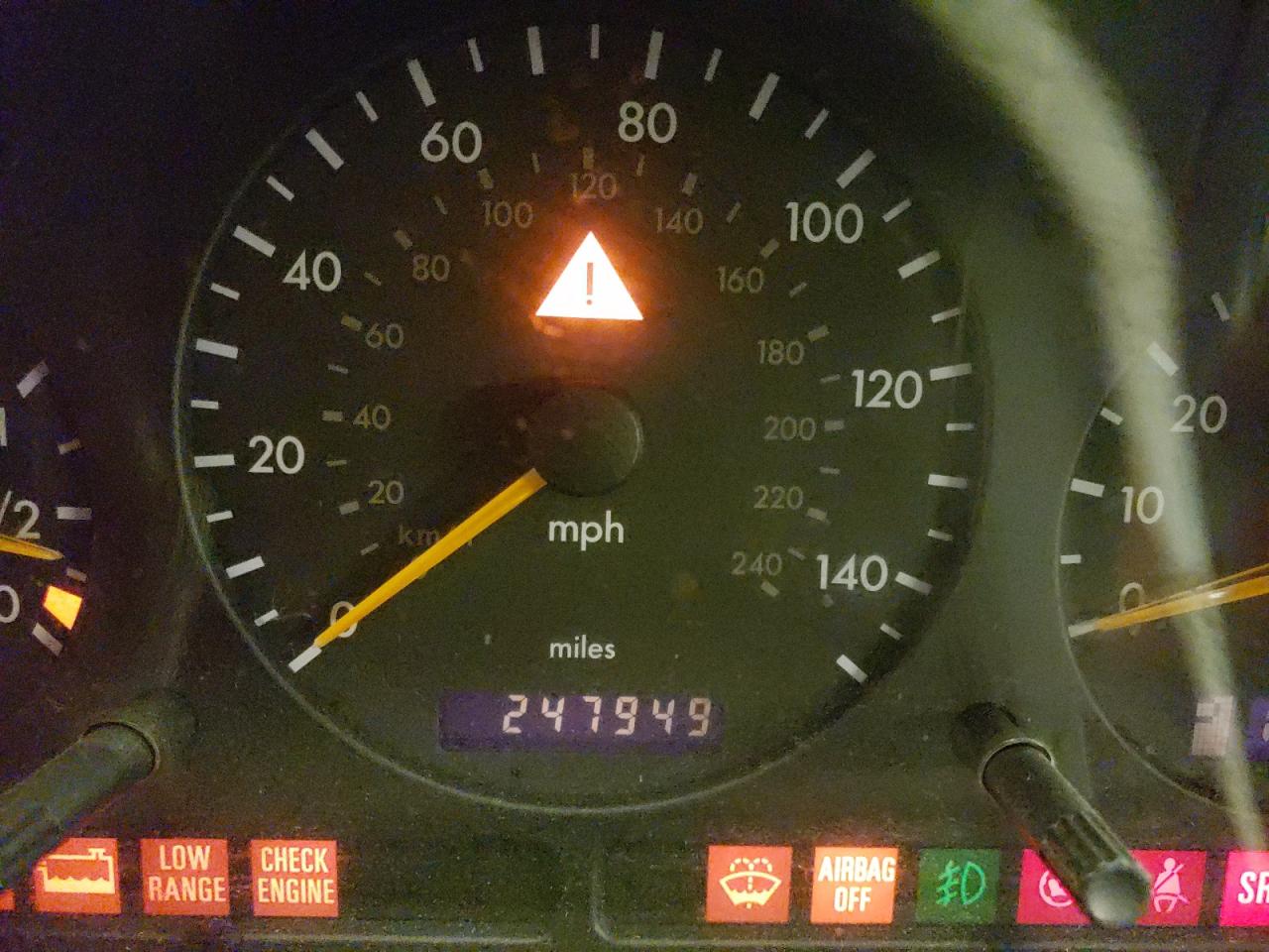 Photo 8 from auction – 2002 MERCEDES-BENZ ML 320 with VIN 4JGAB54E52A360231