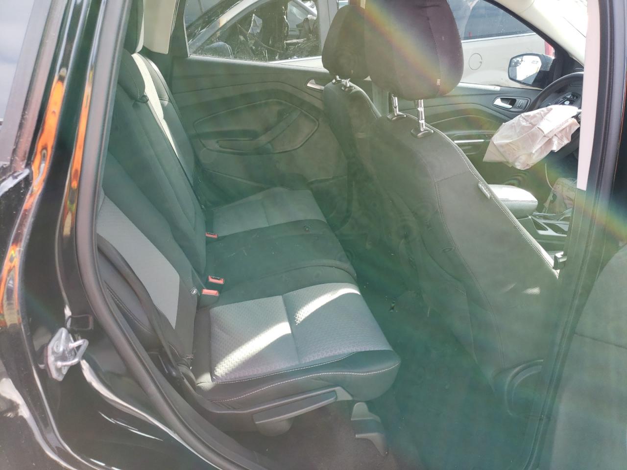 Photo 6 from auction – 2017 FORD ESCAPE SE with VIN 1FMCU0GD2HUA00723