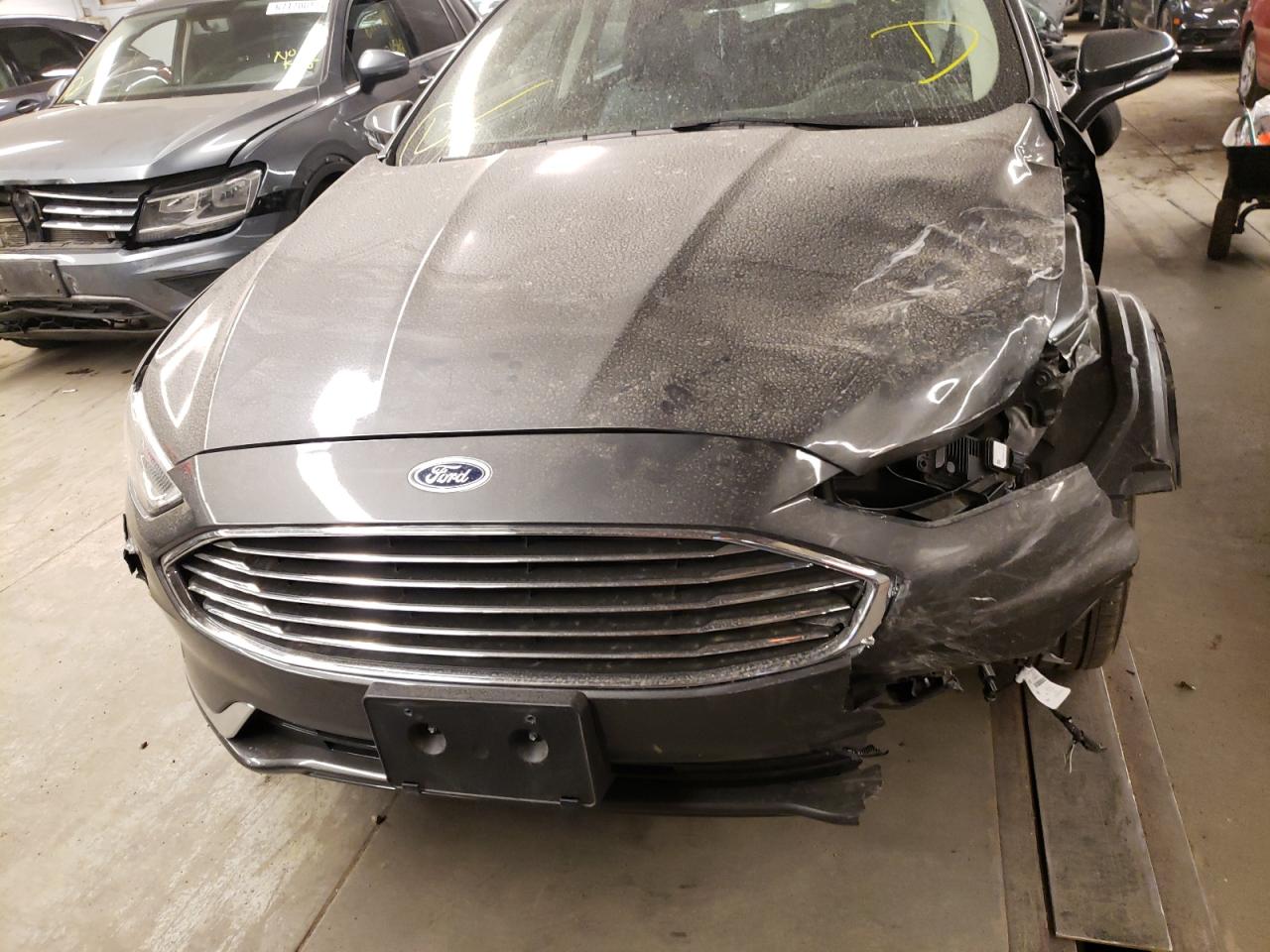 Photo 9 from auction – 2019 FORD FUSION SEL with VIN 3FA6P0CD3KR164078