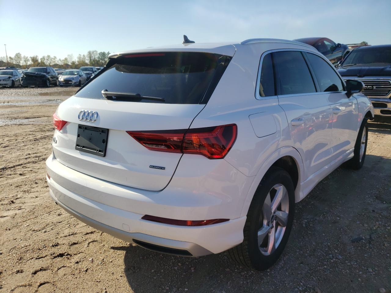 Photo 4 from auction – 2021 AUDI Q3 PREMIUM with VIN WA1AUCF39M1101415