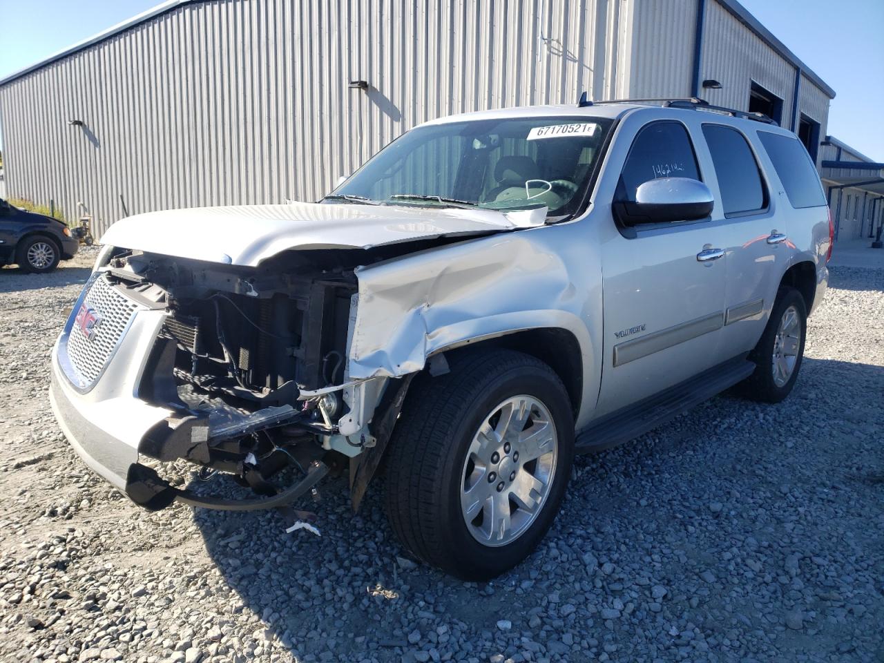 Photo 2 from auction – 2010 GMC YUKON SLT with VIN 1GKUCCE05AR285055