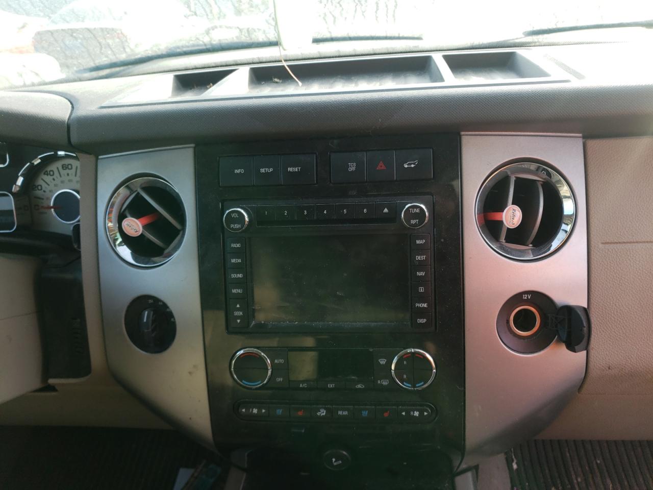 Photo 9 from auction – 2012 FORD EXPEDITION with VIN 1FMJK2A53CEF58822