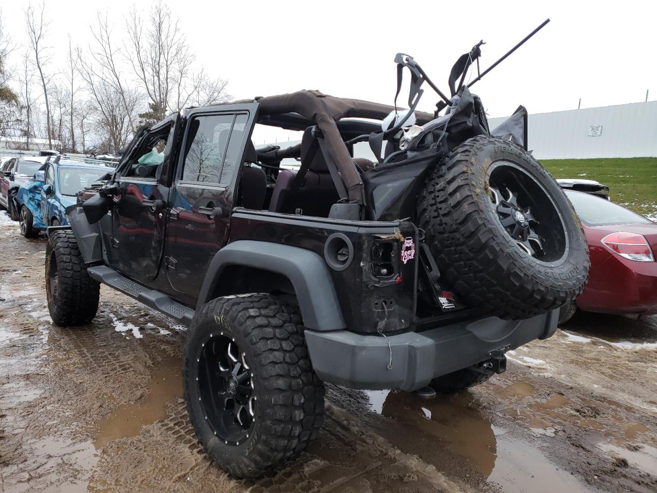 Photo 3 from auction – 2013 JEEP WRANGLER U with VIN 1C4BJWDG7DL529613