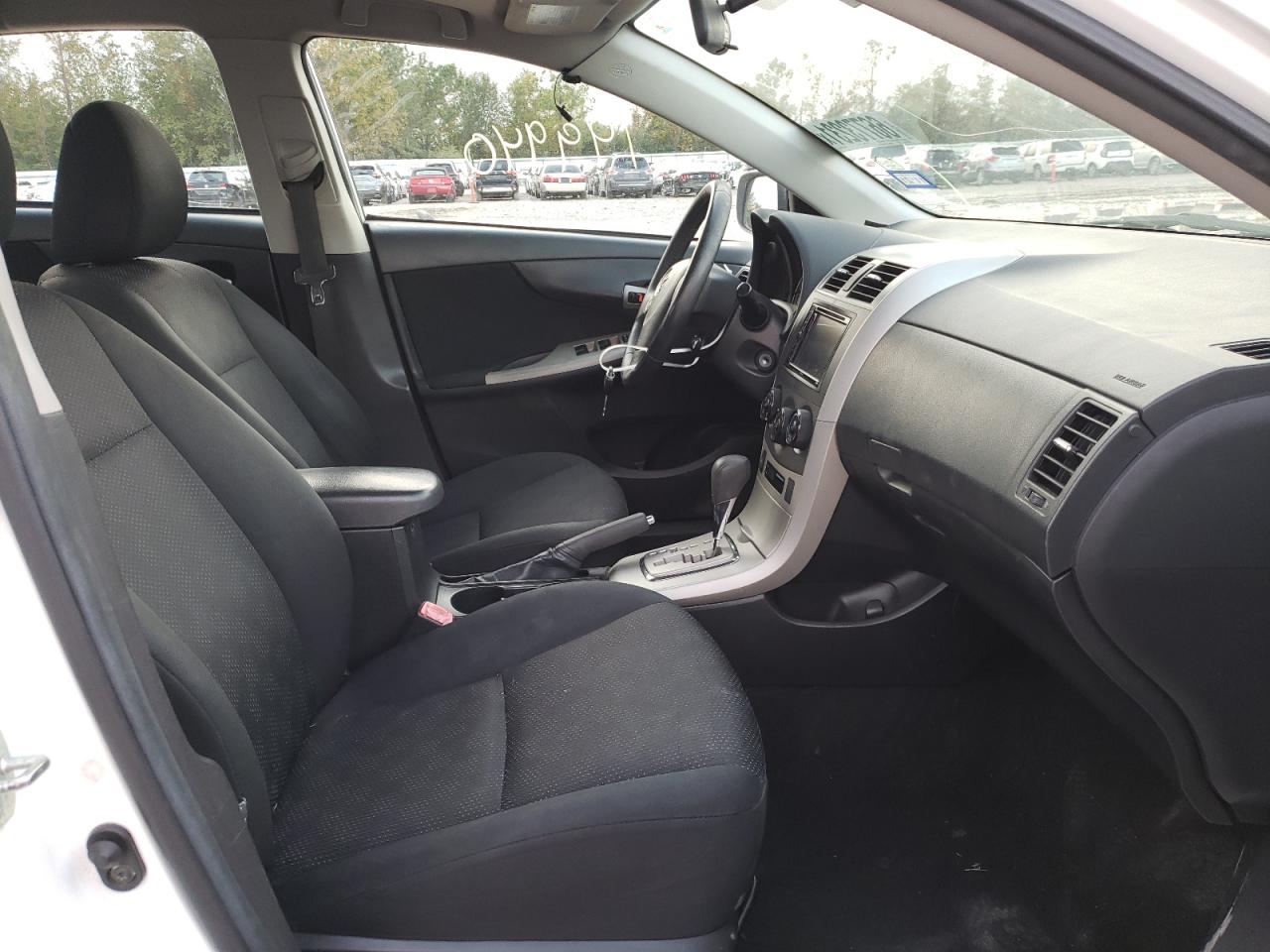 Photo 5 from auction – 2010 TOYOTA COROLLA S with VIN 2T1BU4EE7AC457534