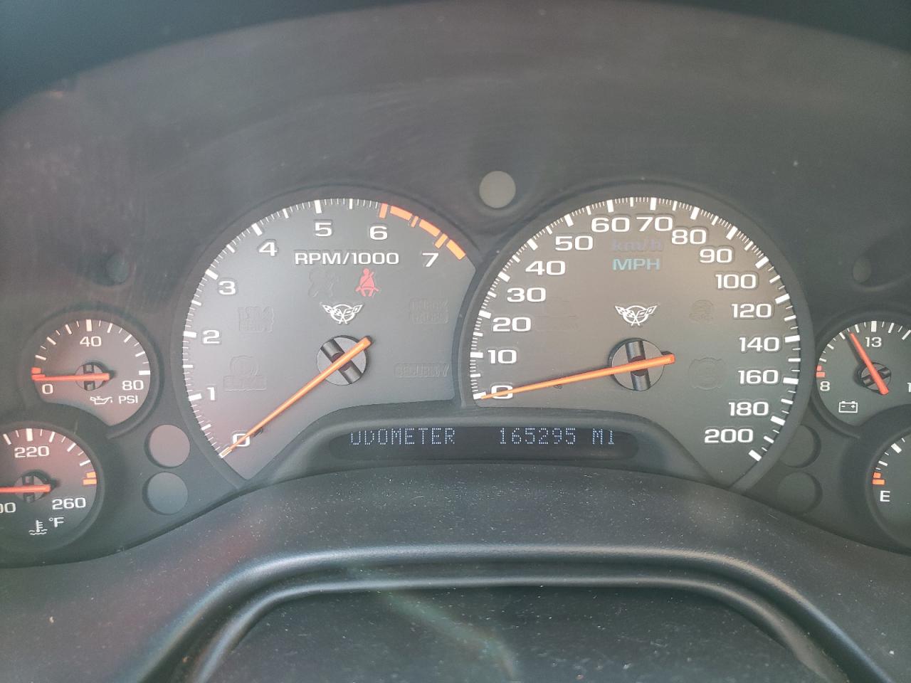 Photo 8 from auction – 2000 CHEVROLET CORVETTE with VIN 1G1YY22G3Y5117032