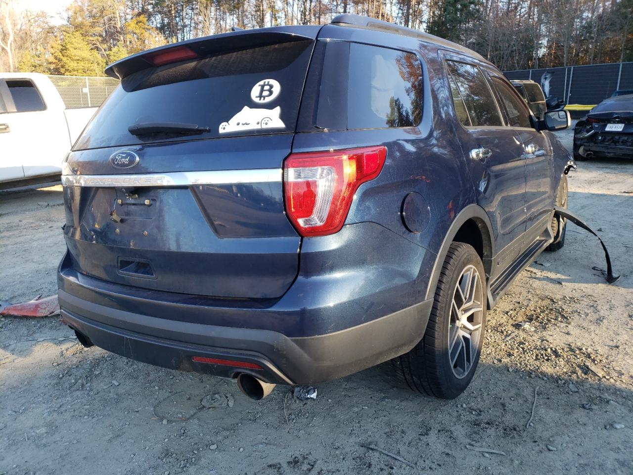 Photo 4 from auction – 2017 FORD EXPLORER with VIN 1FM5K7B89HGD96410