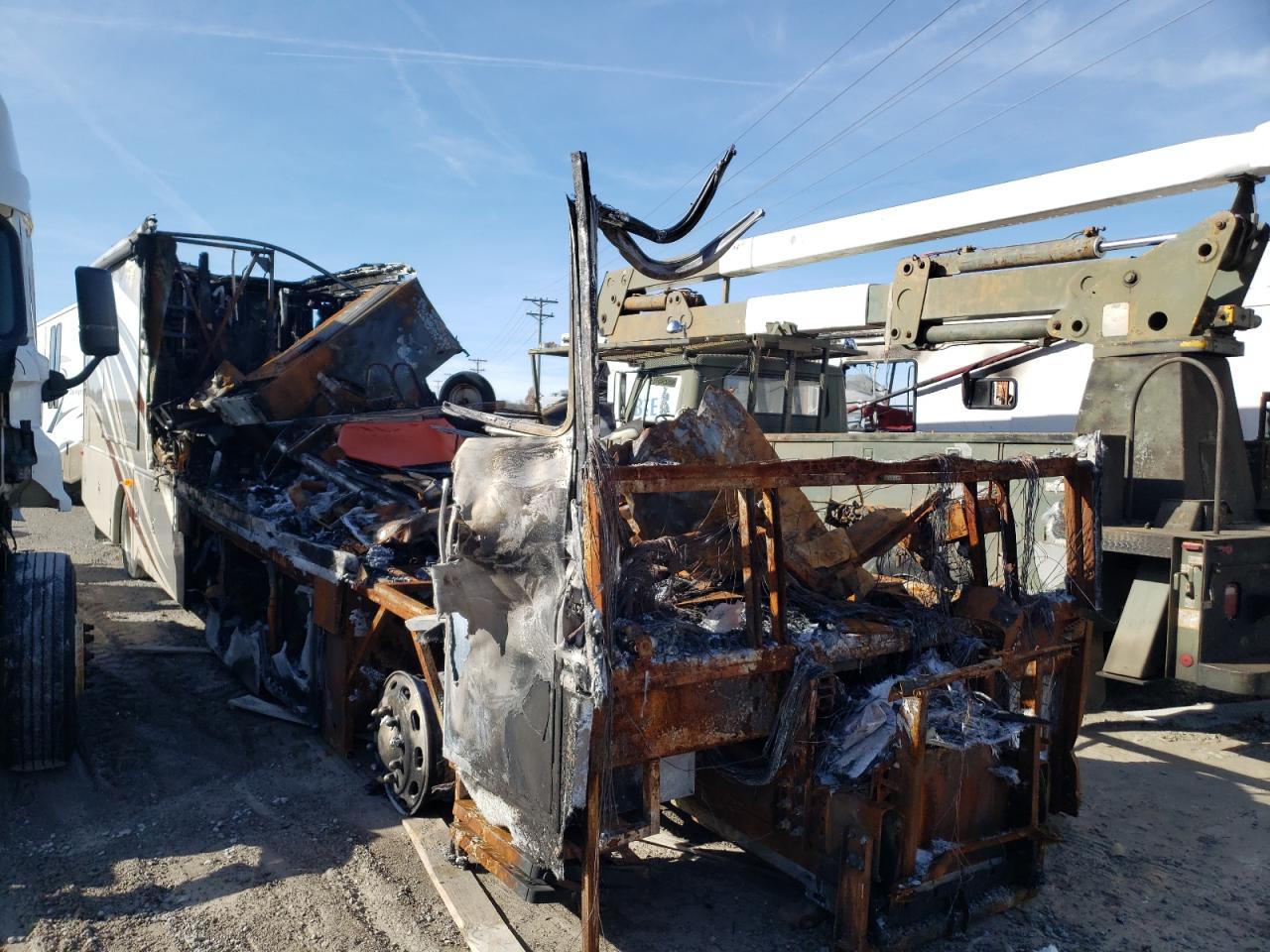 FREIGHTLINER CHASSIS 2014 with VIN 4UZACGCY9ECFV2106 - Photo from auction
