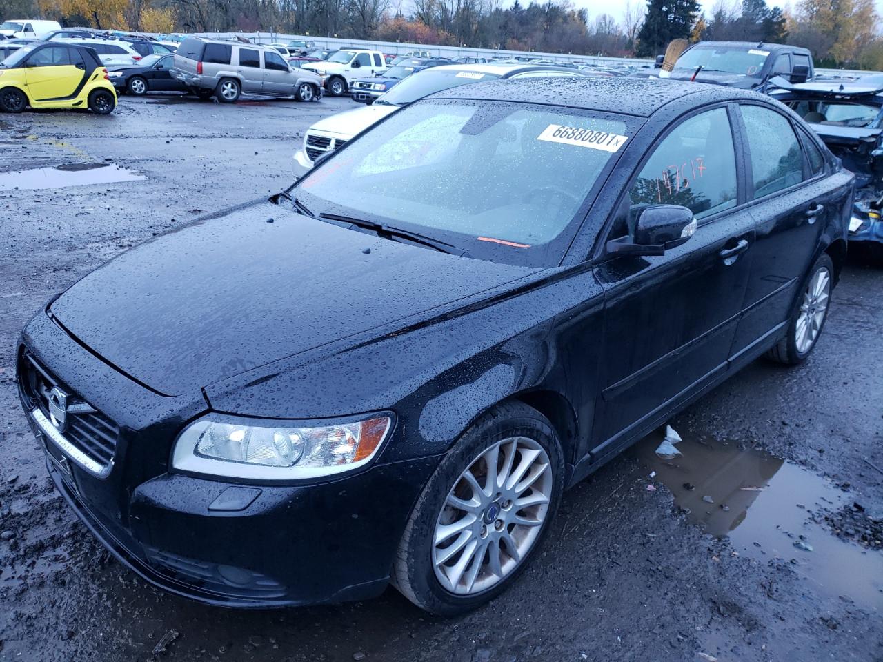 Photo 2 from auction – 2011 VOLVO S40 T5 with VIN YV1672MS4B2536285