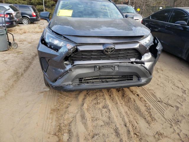 Photo 9 from auction – 2019 TOYOTA RAV4 LE with VIN 2T3F1RFV6KW071989