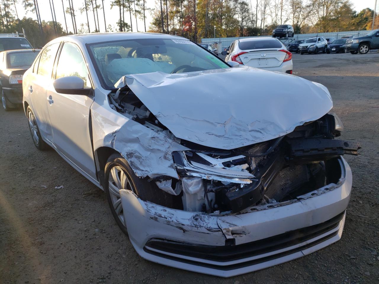 VOLKSWAGEN JETTA S 2017 with VIN 3VW2B7AJ3HM276245 - Photo from auction