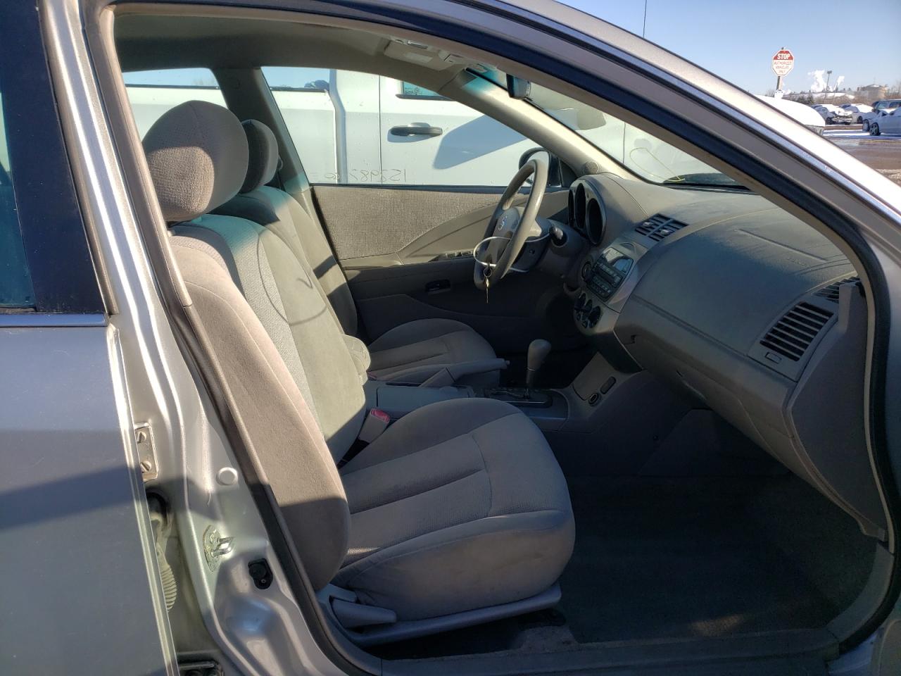 Photo 5 from auction – 2003 NISSAN ALTIMA BAS with VIN 1N4AL11D53C126849