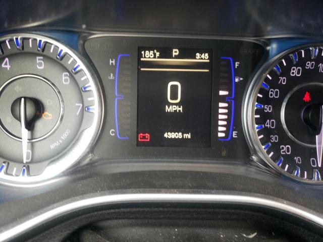 Photo 8 from auction – 2017 CHRYSLER 200 LIMITE with VIN 1C3CCCAB1HN509054