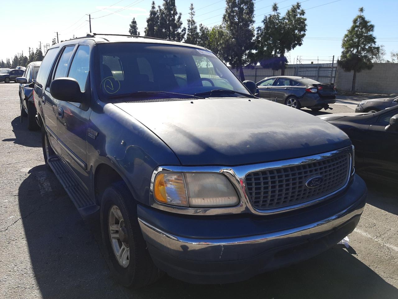 FORD EXPEDITION 2001 with VIN 1FMRU15W61LA34504 - Photo from auction