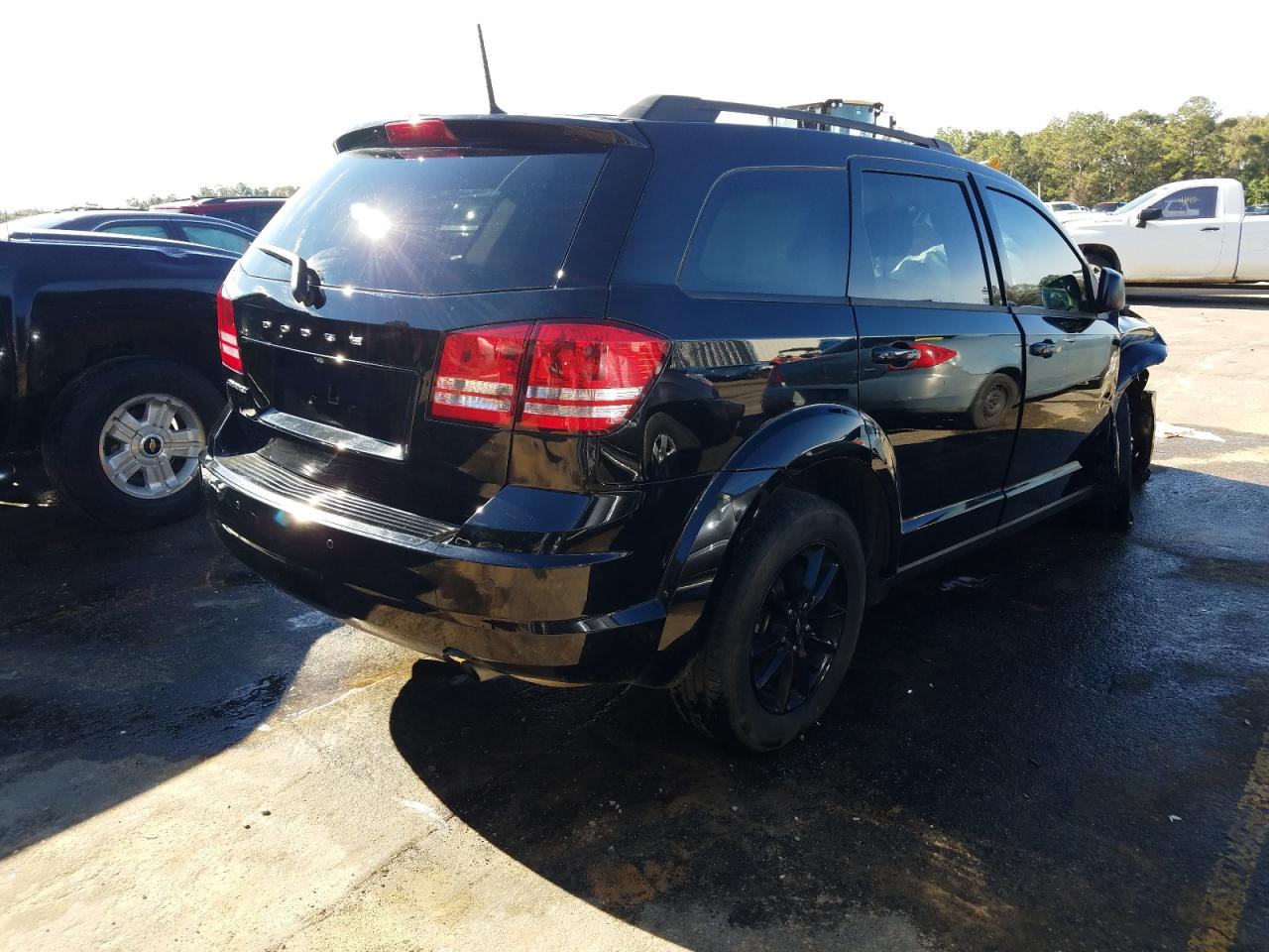 Photo 4 from auction – 2020 DODGE JOURNEY SE with VIN 3C4PDCAB9LT220460