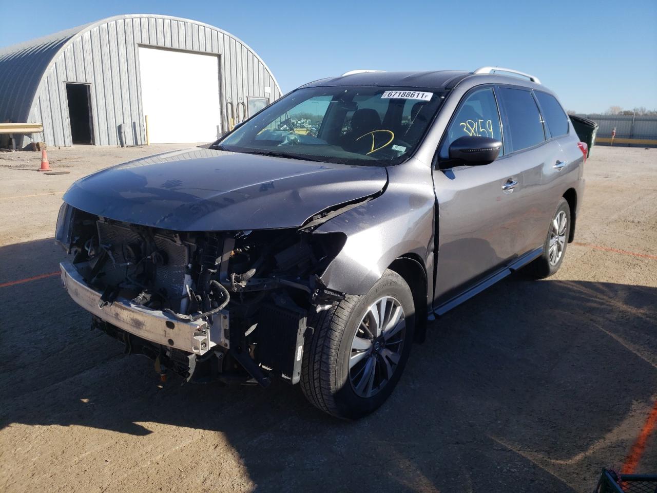 Photo 2 from auction – 2017 NISSAN PATHFINDER with VIN 5N1DR2MM2HC680974
