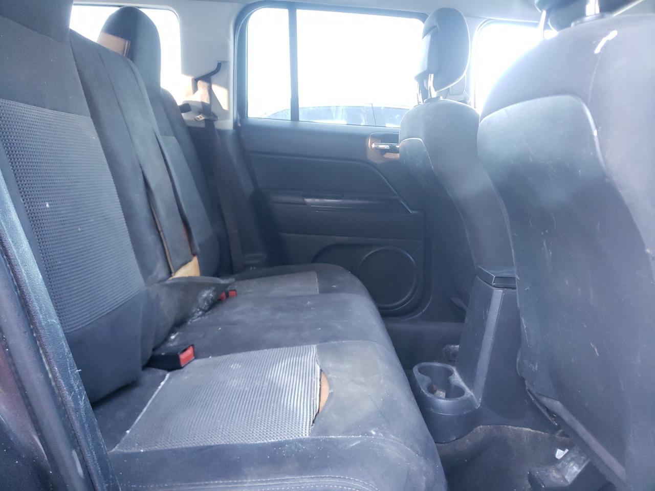Photo 6 from auction – 2015 JEEP PATRIOT SP with VIN 1C4NJPBB6FD380067