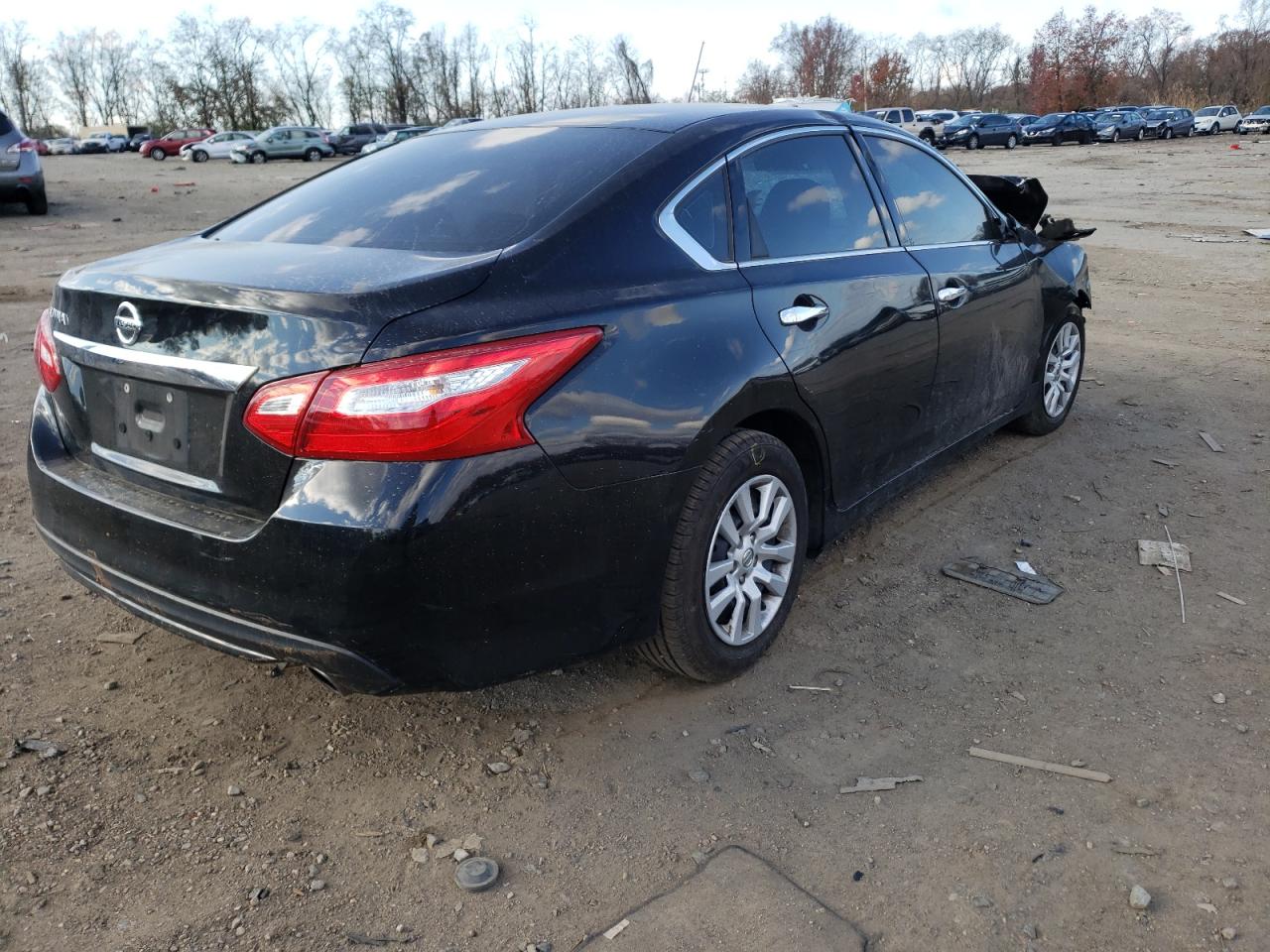 Photo 4 from auction – 2017 NISSAN ALTIMA 2.5 with VIN 1N4AL3AP4HC235347