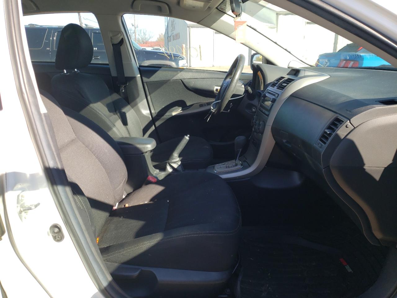 Photo 5 from auction – 2012 TOYOTA COROLLA BA with VIN 2T1BU4EE1CC796003