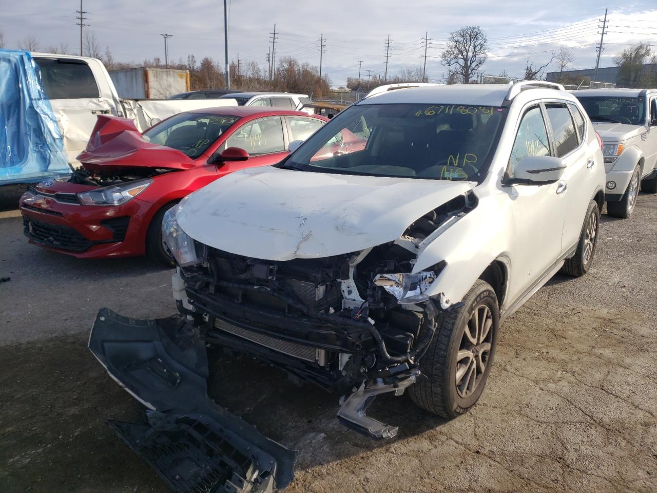 Photo 2 from auction – 2018 NISSAN ROGUE S with VIN KNMAT2MT9JP576013