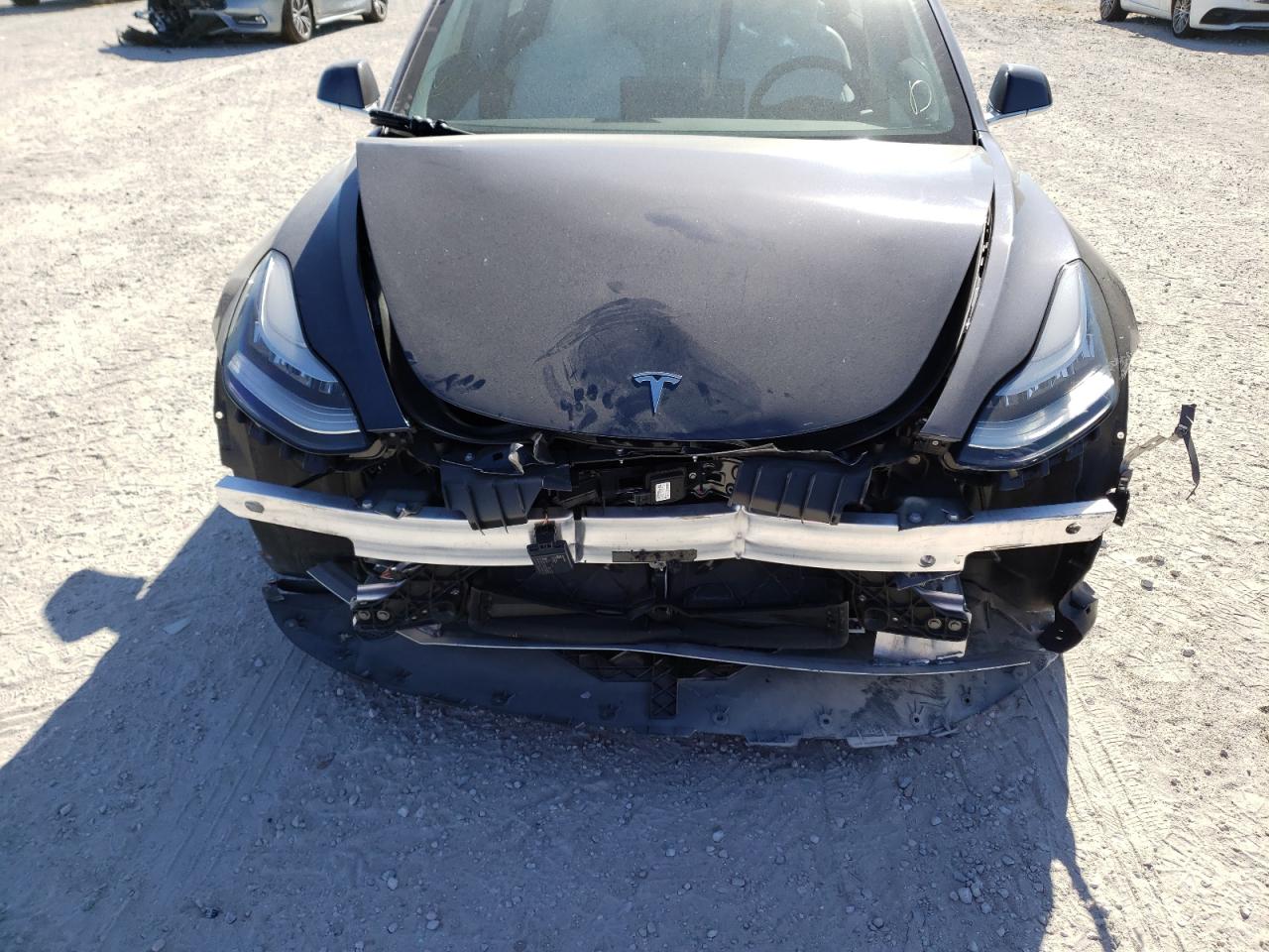Photo 9 from auction – 2018 TESLA MODEL 3 with VIN 5YJ3E1EB5JF183929