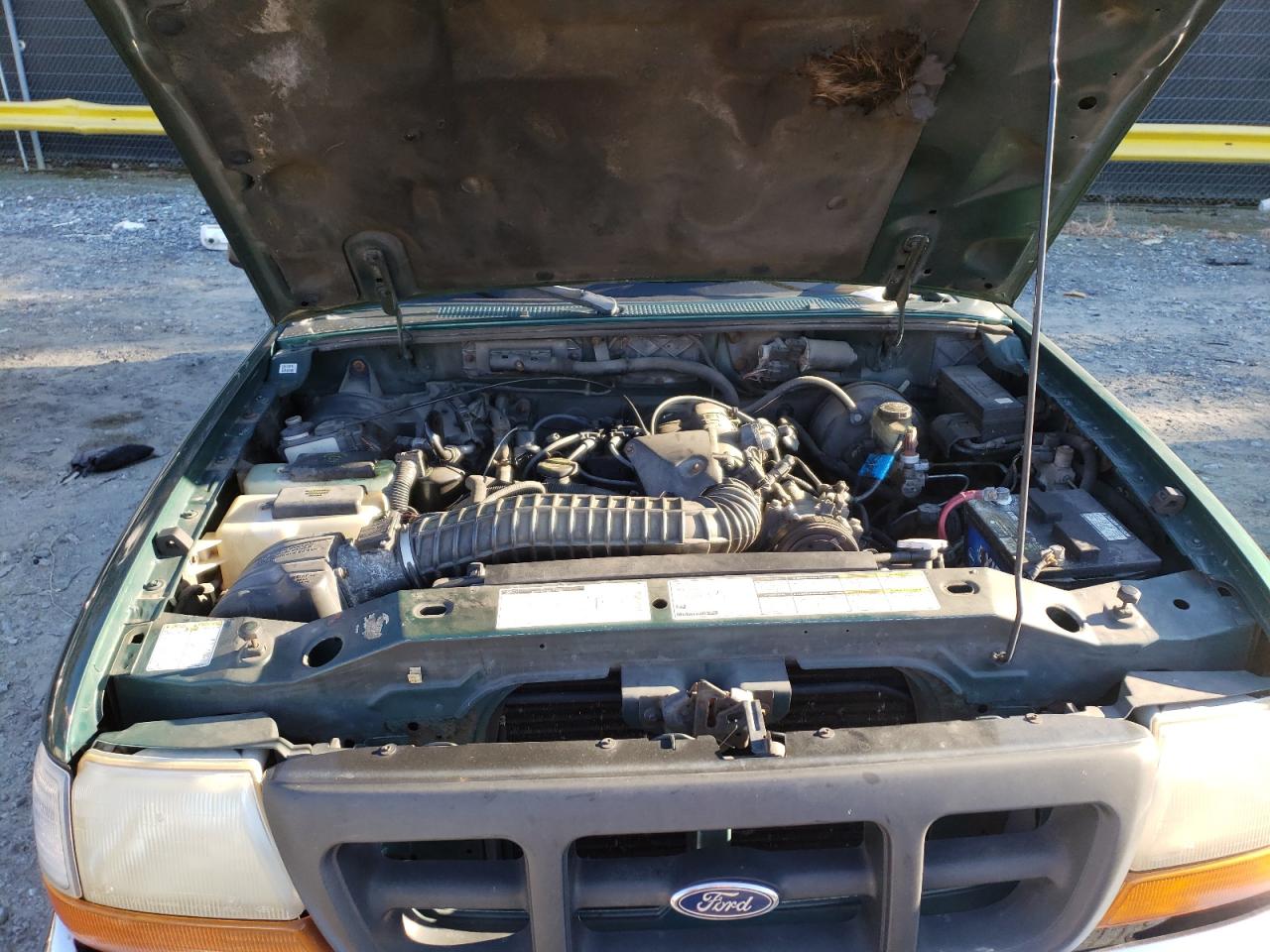 Photo 7 from auction – 2000 FORD RANGER SUP with VIN 1FTYR14X2YTB13738