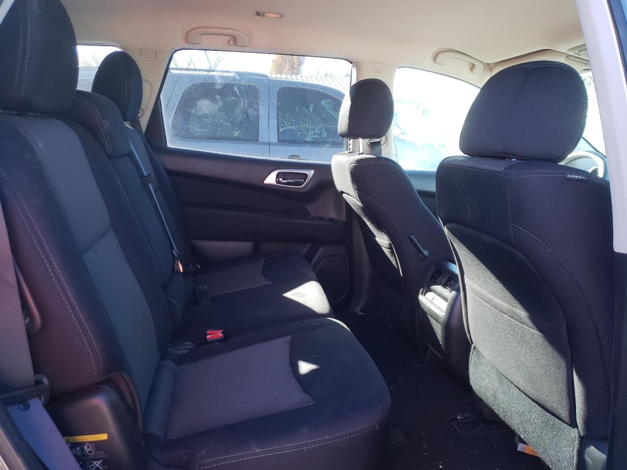 صورة رقم 6 من المزاد - 2017 NISSAN PATHFINDER مع VIN 5N1DR2MM2HC680974