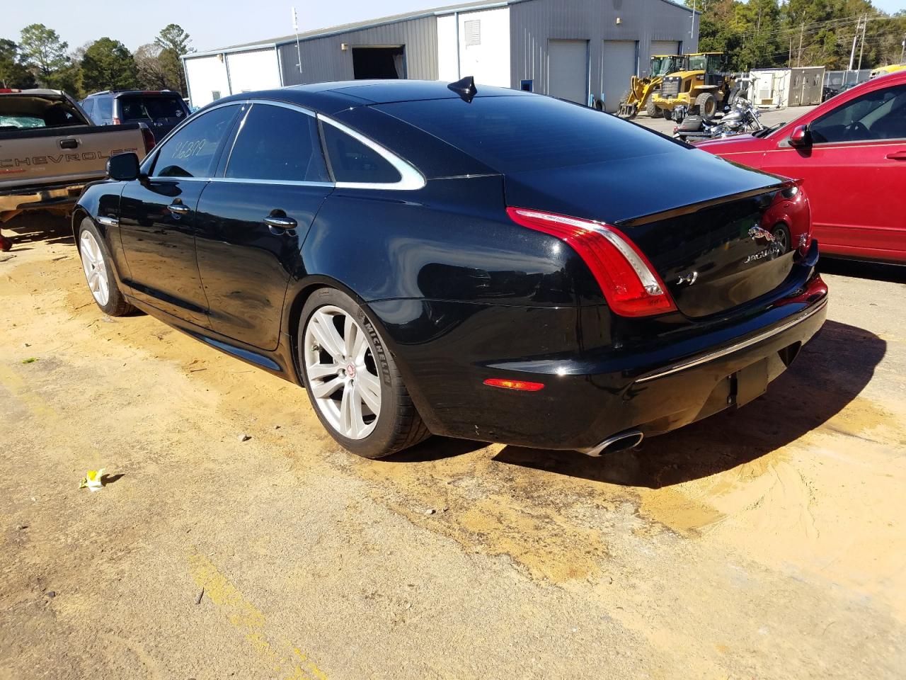 Photo 3 from auction – 2015 JAGUAR XJ with VIN SAJWJ1CD9F8V88844