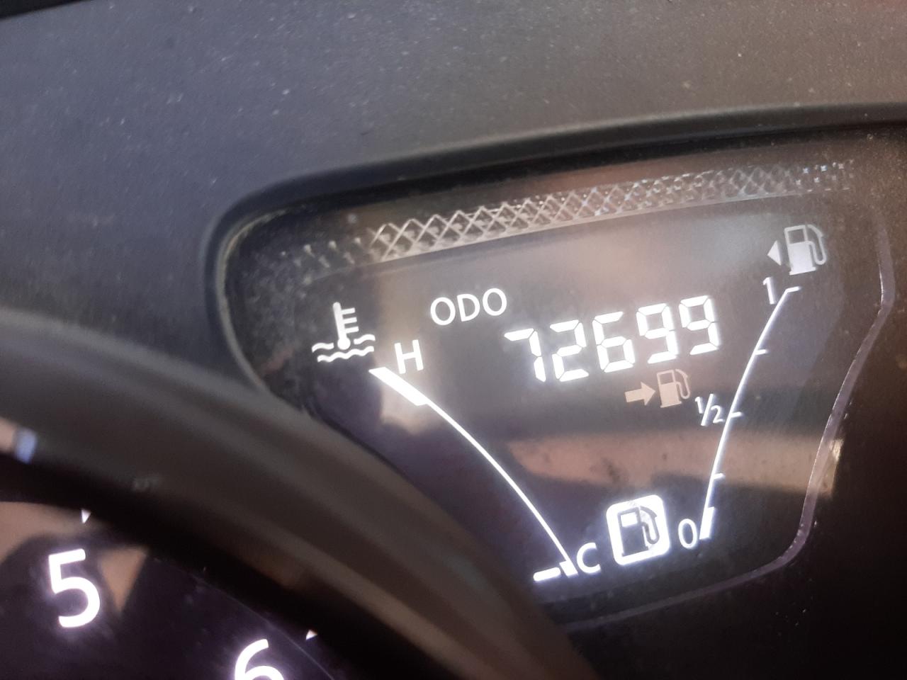 Zdjęcie 8 z aukcji – 2015 NISSAN VERSA S z VIN 3N1CN7AP4FL910347