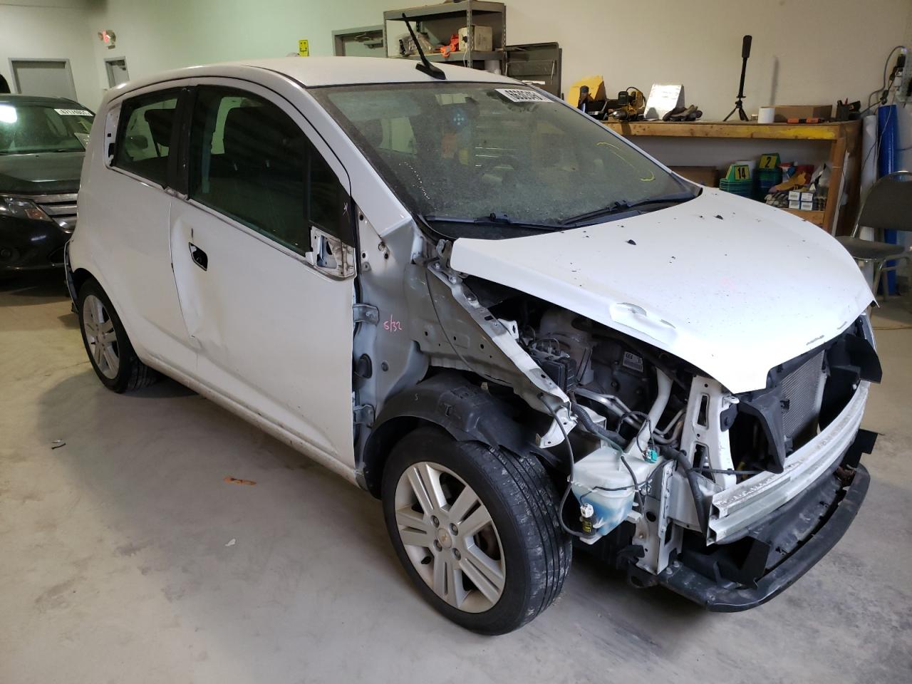 Photo 9 from auction – 2014 CHEVROLET SPARK 1LT with VIN KL8CD6S97EC535230