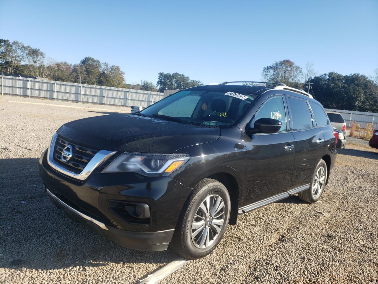 Photo 9 from auction – 2018 NISSAN PATHFINDER with VIN 5N1DR2MN1JC655546